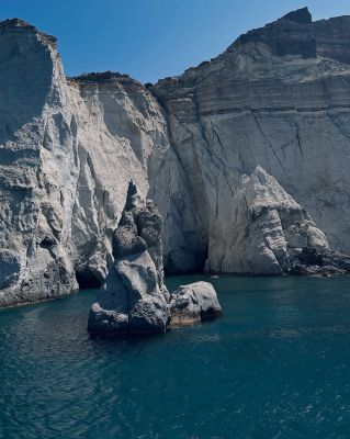 milos21.jpg